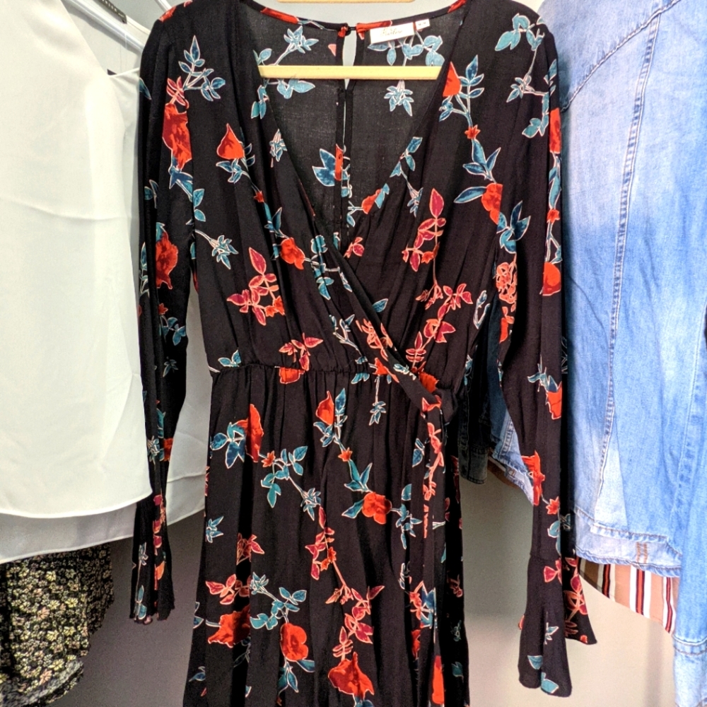 NWOT, Harlow, Faux Wrap dress, Size M